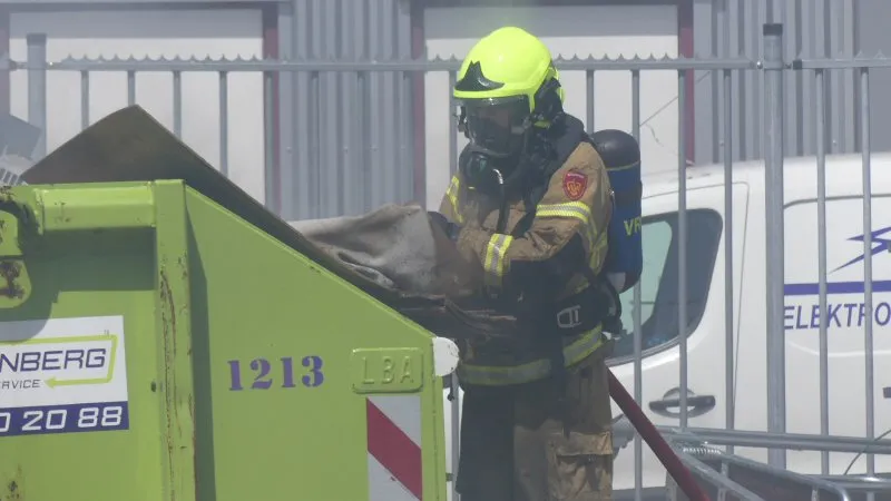 Containerbrandje op Witte Paal