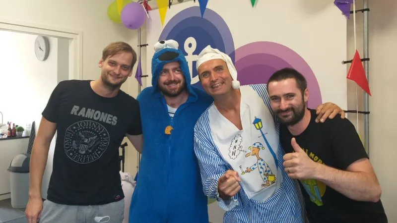 Bomvolle Zaterdagshow in vernieuwde studio